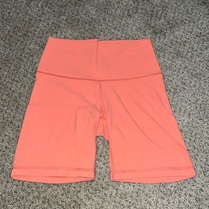 TnaLIFE Cheeky High-Rise 5” Short